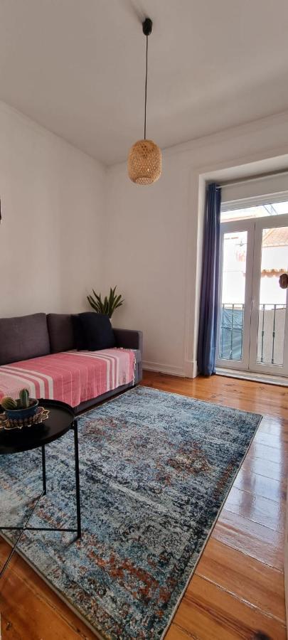Charming Central Apartment To Rent Lisboa Exterior foto